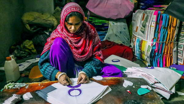 Budget 2021,Union Budget 2021, Budget news, Budget session, parliament, database of informal worker, database of migrants, बजट सत्र 2021, बजट सत्र, असंगठित क्षेत्र, संसद, Nirmala Sitharaman 