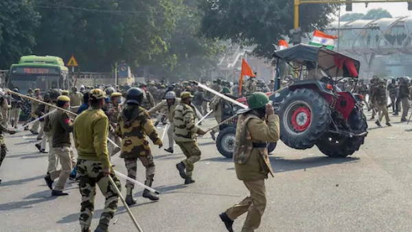 क्या हुआ दिल्ली में क्या हुआ दिल्ली में