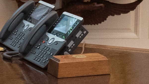 यूजर दे रहे मजेदार रिप्लाई