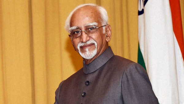 धर्म के नाम पर लोग बंद किए जा रहे- अंसारी