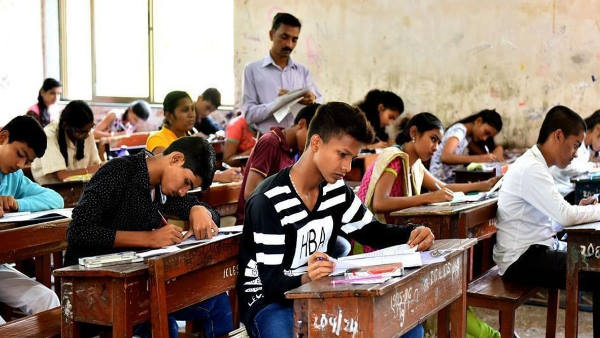 18 साल बाद फिर उठाई किताबें