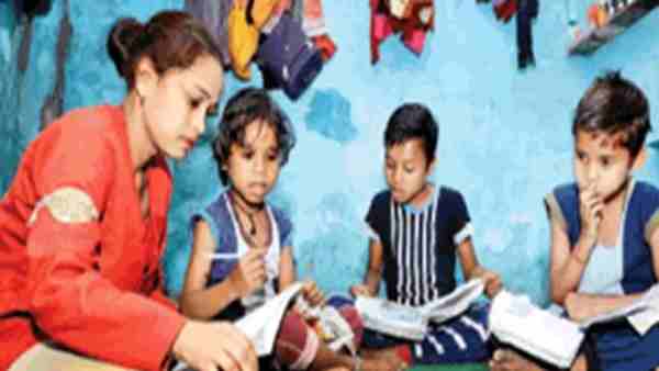 कुली बनने के लिए भी लड़नी पड़ी जंग