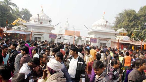 मेला में खूब आते हैं मुस्लिम दुकानदार