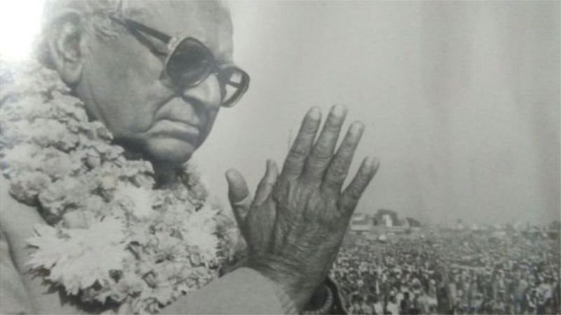 दुष्यंत चौटाला: हरियाणा की खट्टर सरकार में बने रहना मजबूरी या ज़रूरी?