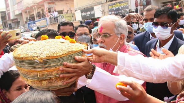 CM Bhupesh Baghel inaugurated and laid foundation of projects in Kanker CM Bhupesh Baghel inaugurated and laid foundation of projects in Kanker