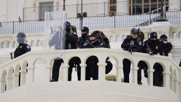 तख्तापलट हुई तो गृहयुद्ध तख्तापलट हुई तो गृहयुद्ध