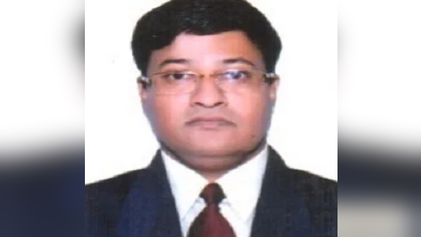 छतरपुर व सीधी में रहे थे कलेक्टर छतरपुर व सीधी में रहे थे कलेक्टर