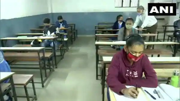 कक्षा 10 के छात्र और छात्राएं के लिए निर्देश