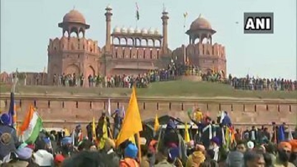 'निशान साहिब' को लेकर फैली अफवाएं 