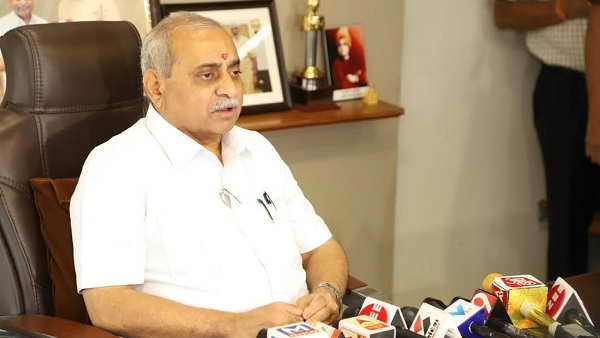 Gujarat deputy CM nitin patel says- Allow offline COVID-19 vaccination in remote areas