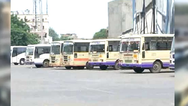 GSRTC- Gujarat ST bus service honored by Transport Minister’s Road Safety Award