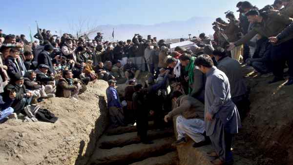 मुस्लिम आतंकी संगठनों के निशाने पर हैं