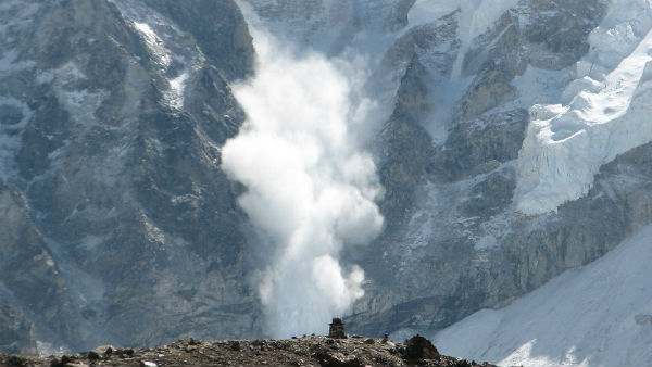 हिमपात की आशंका व्यक्त 