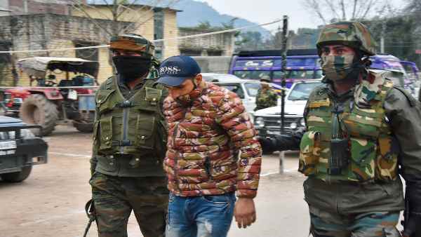 डीडीसी चुनाव के दौरान कई नेताओं को आतंकियों ने मारा