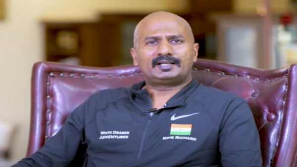 37 देशों की यात्रा कर चुके थे श्रीनिवासन