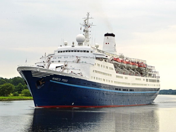 यह लग्जीरियस क्रूज शिप भी पहुंच रहा यहां