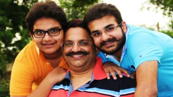 मऊ सदर विधायक मुख्तार अंसारी के सदस्यों के अवैध संपत्तियों की कुर्की मऊ सदर विधायक मुख्तार अंसारी के सदस्यों के अवैध संपत्तियों की कुर्की