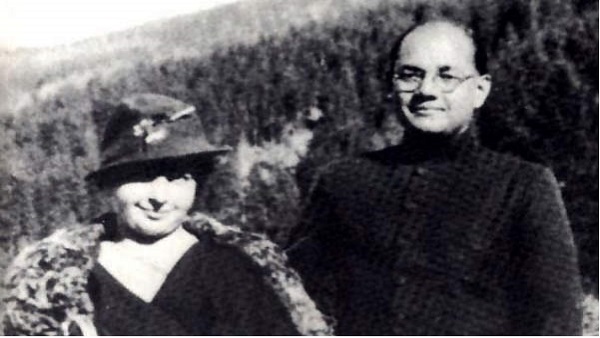  एमिली शेंकल से किया प्रेम विवाह