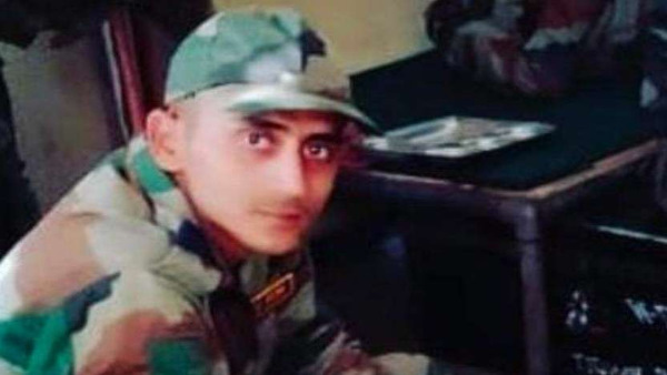  शहीद निखिल दायमा का परिवार