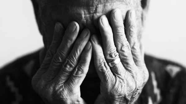 एक्साइटमेंट में एक पिता से हुई मिसटेक एक्साइटमेंट में एक पिता से हुई मिसटेक