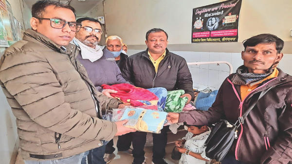 परिवार के पास लोंग टर्म वीजा