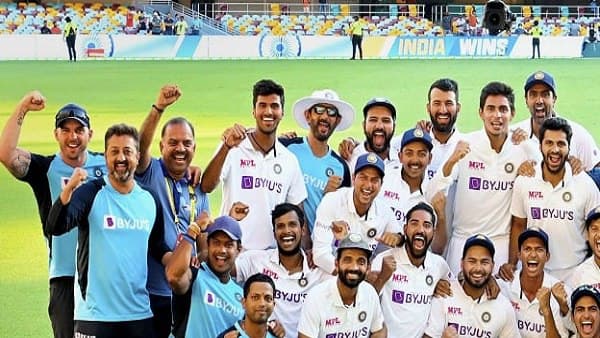 पुजारा की गारंटी और गिल-पंत ने रचा इतिहास