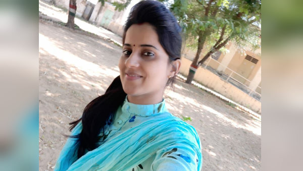 प्रमिला की कुल सरकारी नौकरी प्रमिला की कुल सरकारी नौकरी