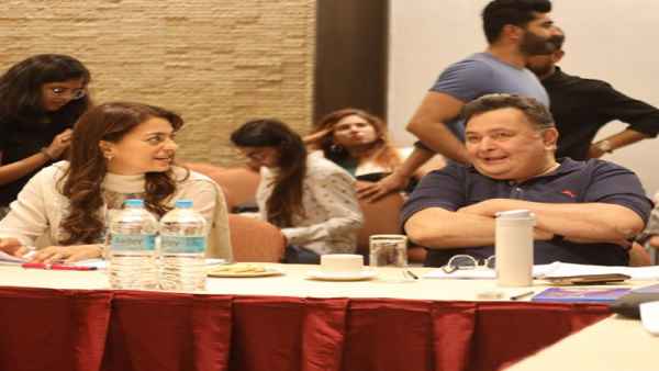 शर्माजी नमकीन में जूही चावला के साथ नजर आएंगे श्रृषि कपूर शर्माजी नमकीन में जूही चावला के साथ नजर आएंगे श्रृषि कपूर