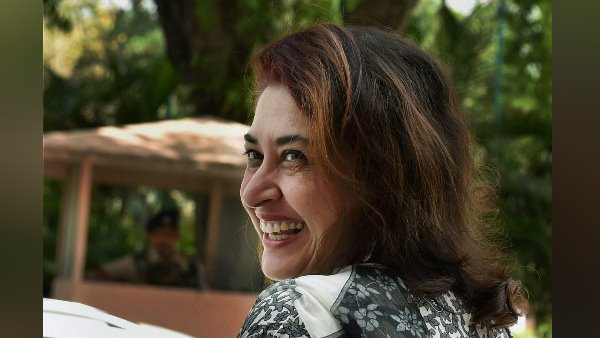 कौन हैं शताब्दी रॉय कौन हैं शताब्दी रॉय