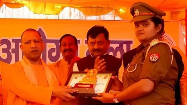 चोरी हुई लड़क‍ियों को अपने निजी काम के लिए रखने का आरोप