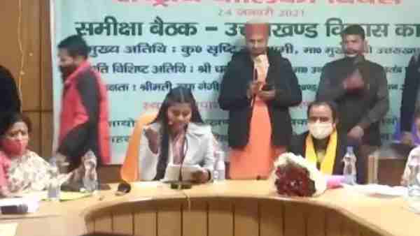 हर तीन वर्ष में होता है चयन