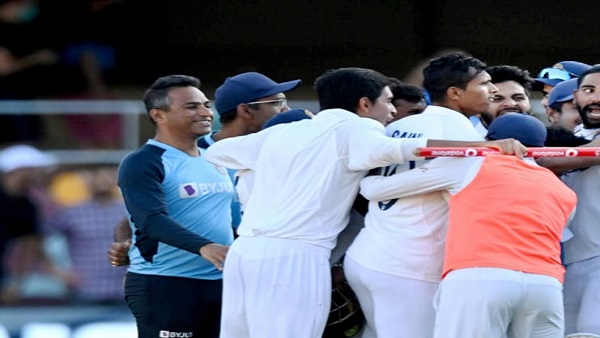 पीएम मोदी ने की तारीफ