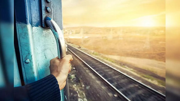 केवडिया रेलवे स्टेशन को ग्रीन बिल्डिंग प्रमाण पत्र मिला