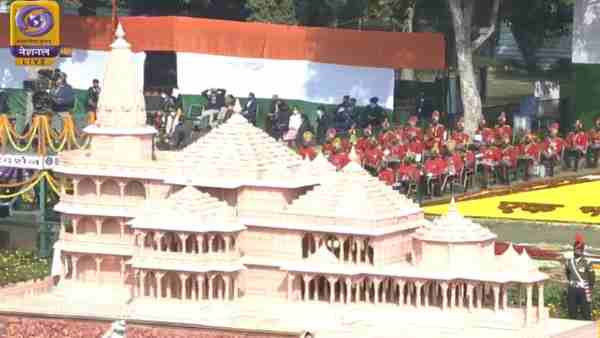 दीपोत्सव की दिखाई दी झलक दीपोत्सव की दिखाई दी झलक