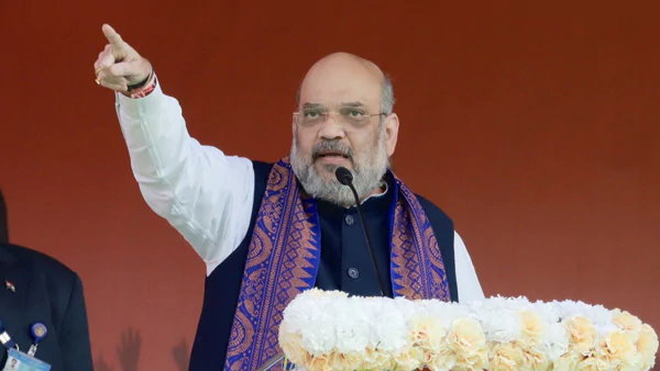 पश्चिम बंगाल पहुंचे हैं अमित शाह