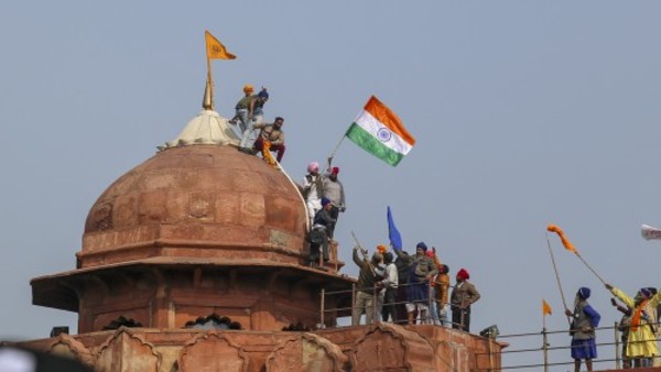 देश व समाज हित में गणतंत्र के वास्तविक मायने जल्द समझने होंगे