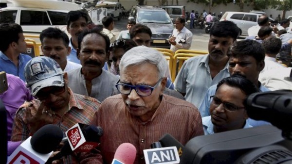 विवादास्पद बयानों के लिए मशहूर विवादास्पद बयानों के लिए मशहूर