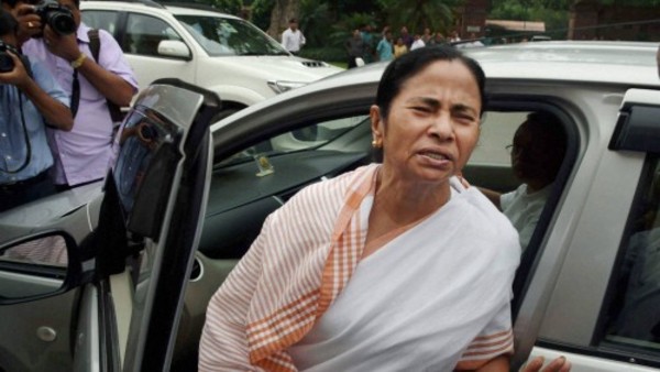 क्या ममता बनर्जी अकेले भाजपा का मुकाबला नहीं कर सकती? क्या ममता बनर्जी अकेले भाजपा का मुकाबला नहीं कर सकती?