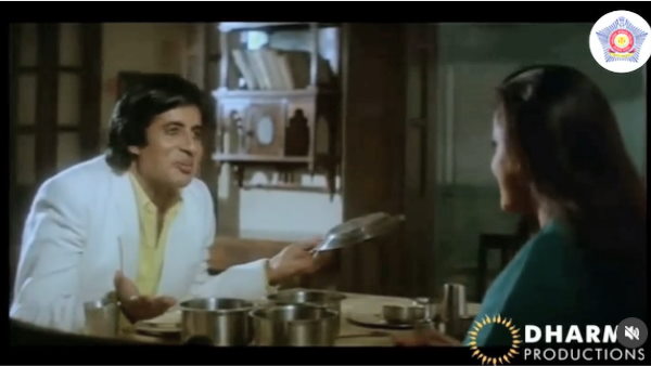 अमिताभ बच्चन स्टाइल में लोगों से की हाथ धोने की अपील