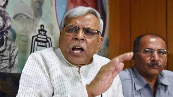 क्या है शिवानंद का राजनीतिक स्टैंड ? क्या है शिवानंद का राजनीतिक स्टैंड ?