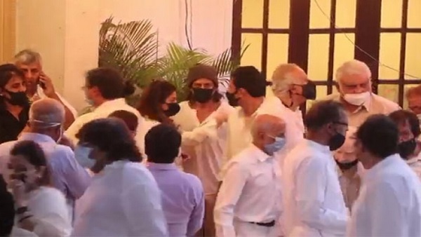 58 वर्ष की आयु में निधन 