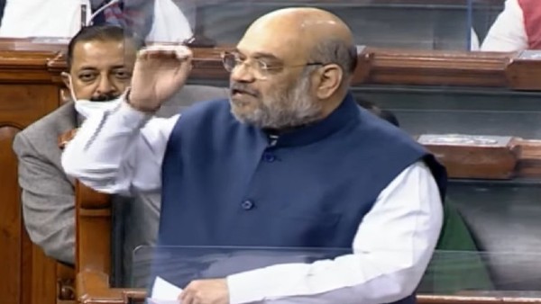 दो हिस्से में बंटा जम्मू-कश्मीर