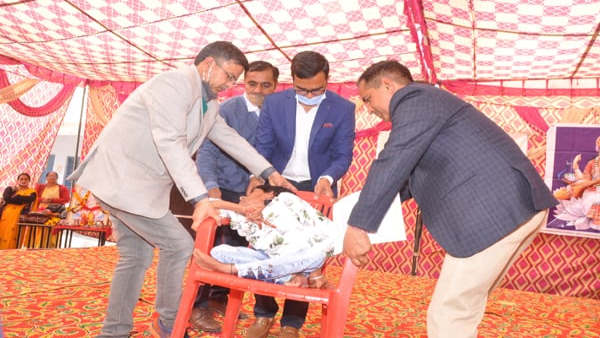 अनुराधा बुडानिया ने प्रतिभा के दम पर कमाल कर दिखाया