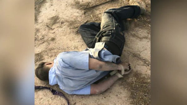 कंपनी ने युवक को नौकरी से निकाला