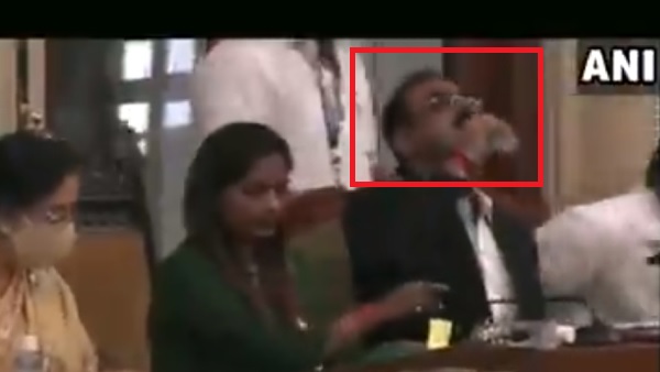 गलती से पिया सैनिटाइजर