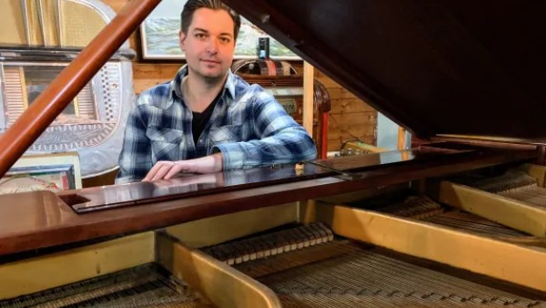 अचानक मिला खजाना