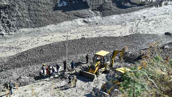 रेडियोएक्टिव उपकरण सक्रिय तो नहीं हो गया? रेडियोएक्टिव उपकरण सक्रिय तो नहीं हो गया?