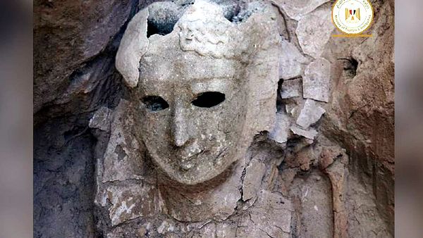 सिक्के पर रानी की शक्ल