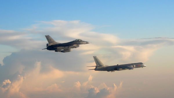 मिलिट्री क्षमता बढ़ाएगा ताइवान 