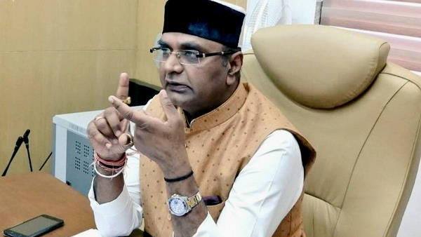 Petrol price crosses Rs 100 in Anuppur, Madhya Pradesh BJP minister Congratulates PM Modi Petrol price crosses Rs 100 in Anuppur, Madhya Pradesh BJP minister Congratulates PM Modi